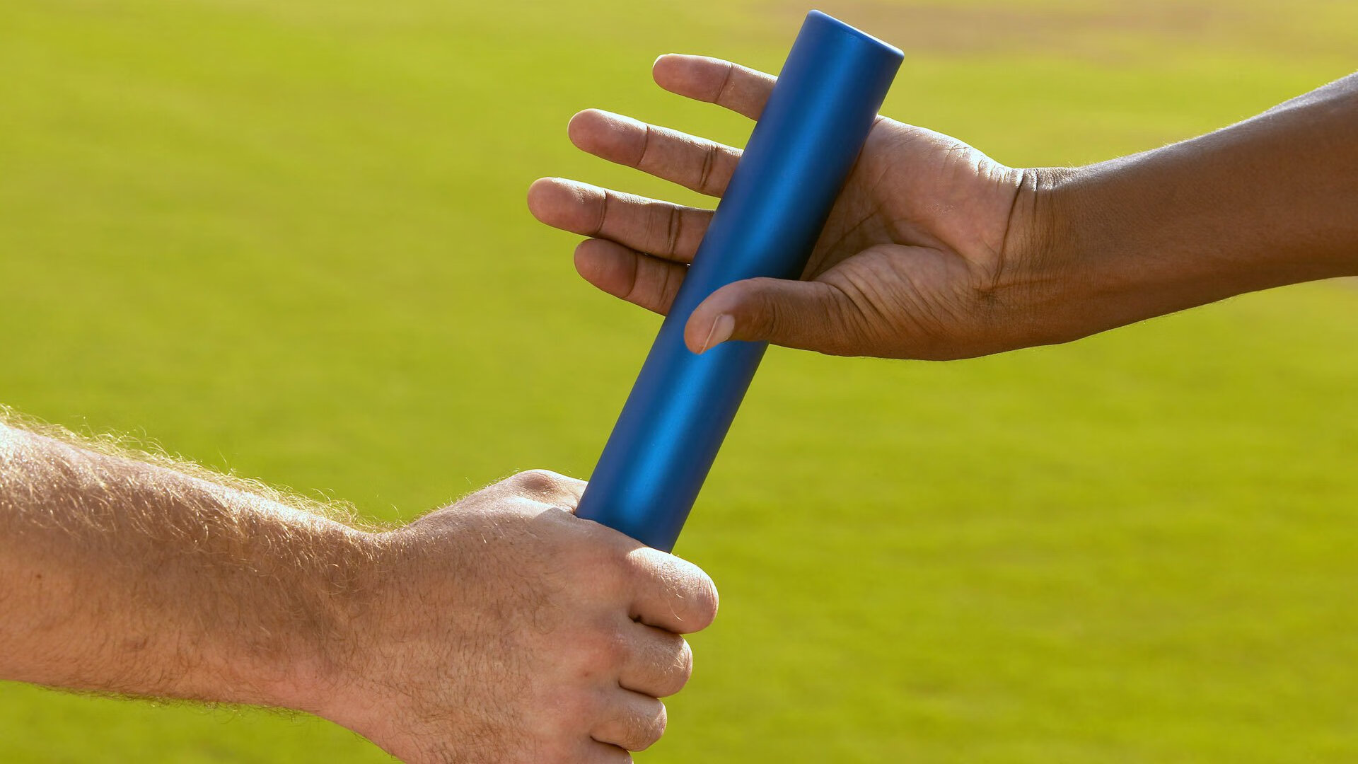 “东安湖体育公园：铁人三项运动员展现决不妥协的毅力”